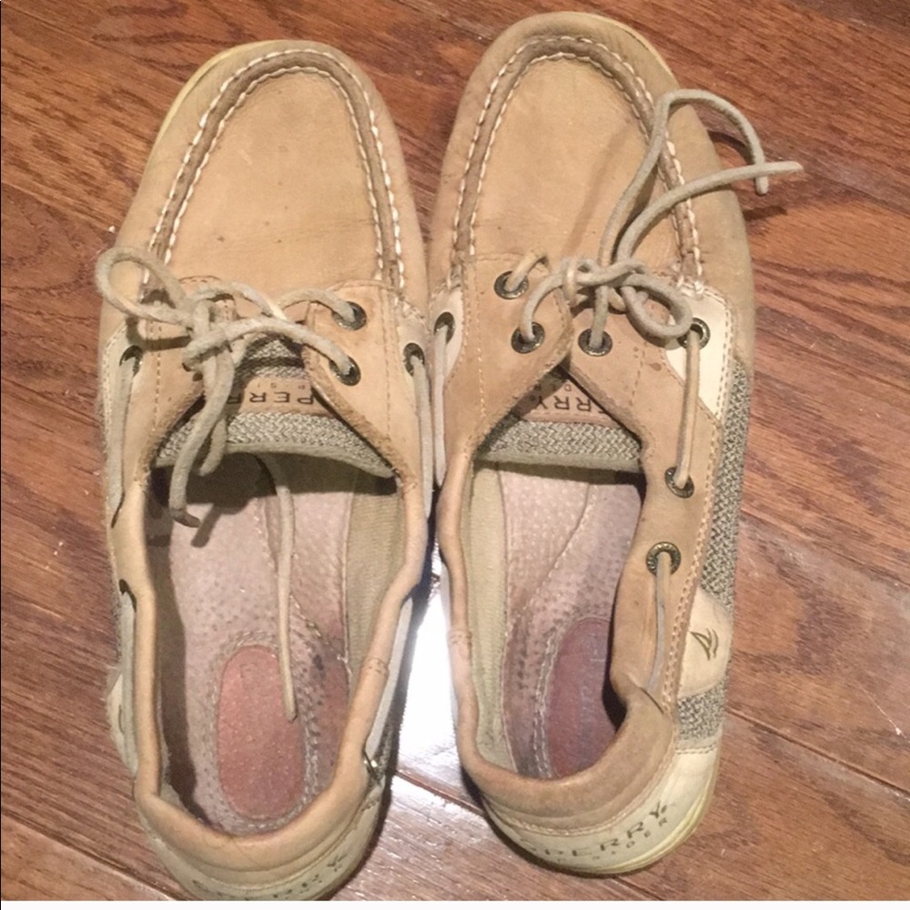 Sperry topsiders